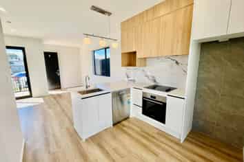 5B Ainsdale Place, Manurewa