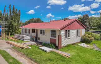17 Alexander Crescent, Otara