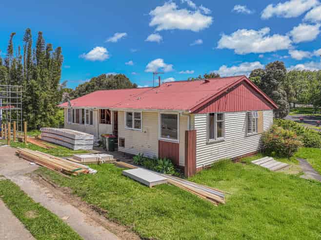 17 Alexander Crescent, Otara