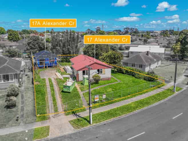 17A Alexander Crescent, Otara