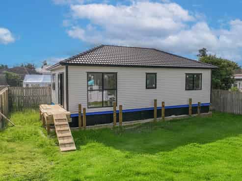 43A Hamill Road, Otara