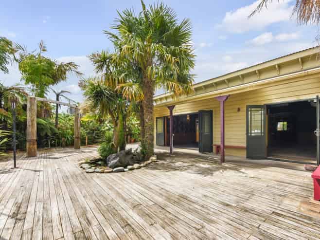 Freehold CBD Golden Bay