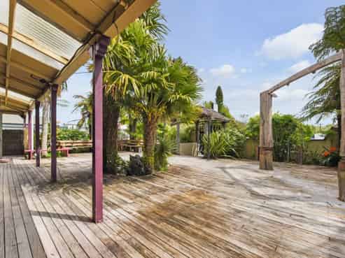 Freehold CBD Golden Bay