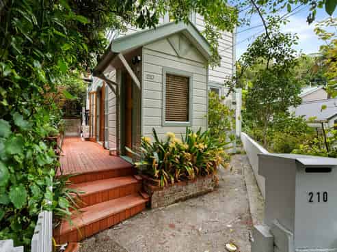 210 Sydney Street West, Thorndon