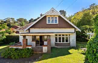 2 Mersey Street, Island Bay