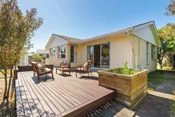 10 Sophora Place, PARKLANDS