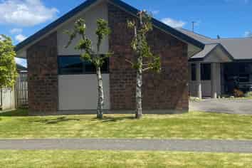 8 Geneva Terrace, Kelvin Grove