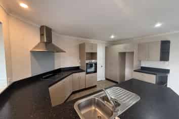 8 Geneva Terrace, Kelvin Grove