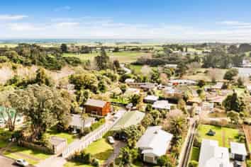 32a Old South Road, Okato