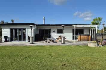 17 Gorge Road, Maungaturoto