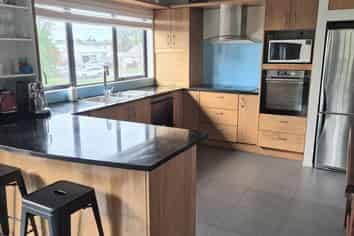 17 Gorge Road, Maungaturoto