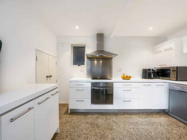 1A Highgrove Lane, Totara Vale