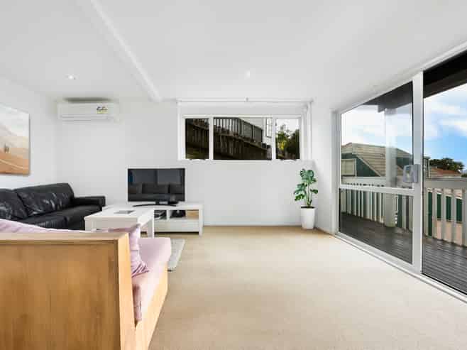 1A Highgrove Lane, Totara Vale
