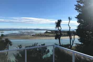 268 Main Road, Redcliffs