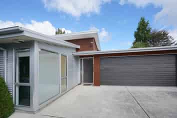 a/64 Smith Street, Woolston