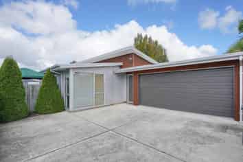 a/64 Smith Street, Woolston