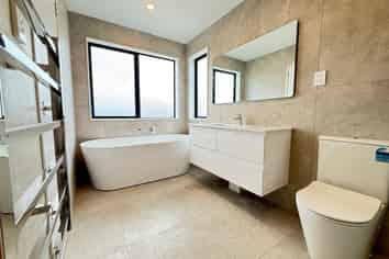 7 Preston Avenue, Mount Albert