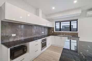 2/254B Middleton Road, Corstorphine