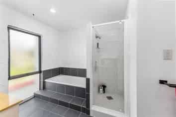 7A Mountain Road, Western Heights