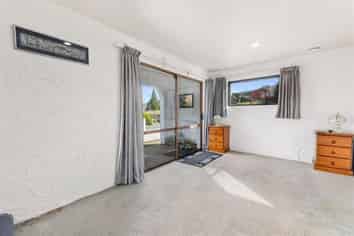 7A Mountain Road, Western Heights