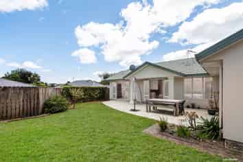 79 Kingdale Road, Henderson