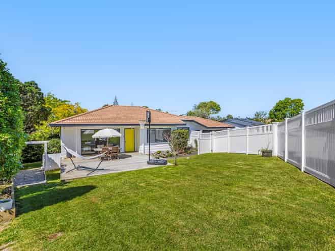 67 Charlotte Street, Stanmore Bay