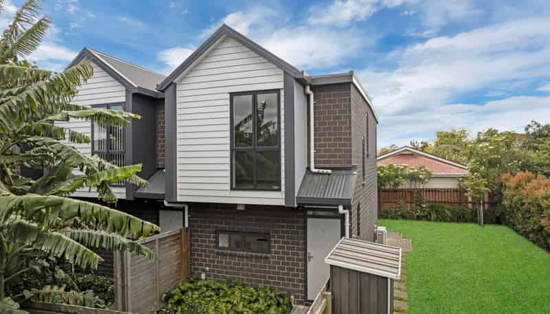 8/126 Canal Road, Avondale