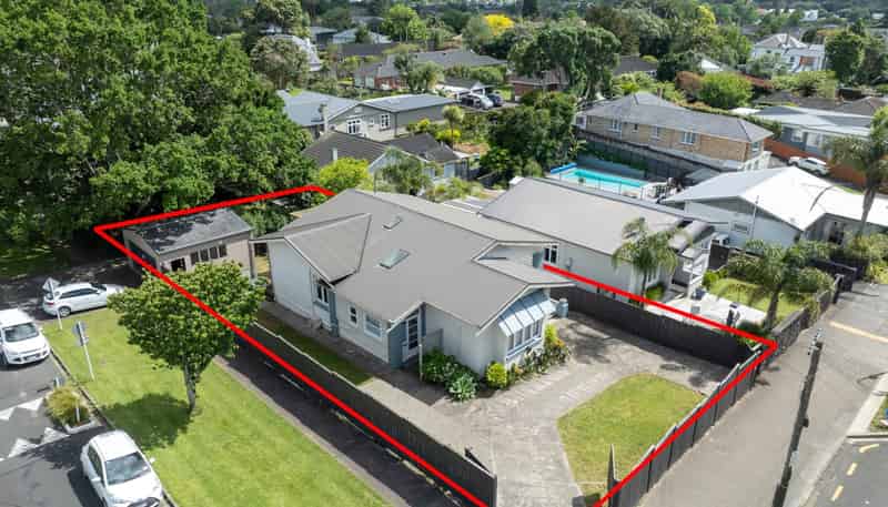 75 Alberton Avenue, Mount Albert