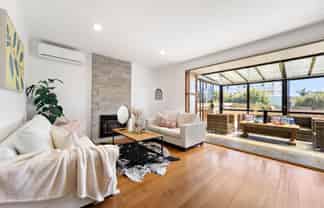 13 Bedford Street, Te Atatu South