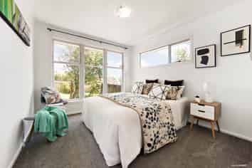 13 Bedford Street, Te Atatu South