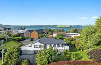 565 Riddell Road, Glendowie