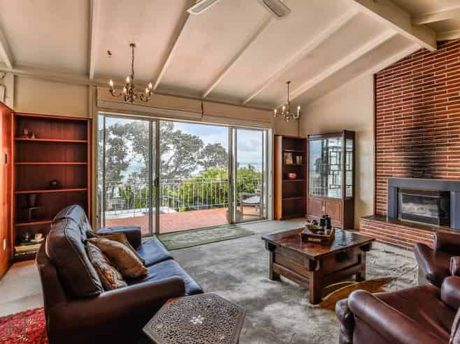 38 Cliff View Drive, Green Bay