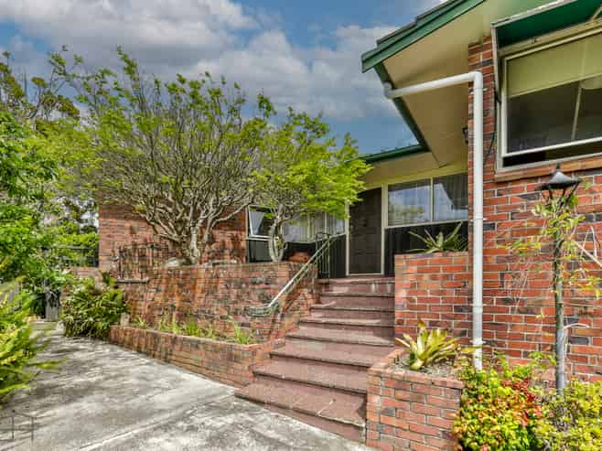 38 Cliff View Drive, Green Bay