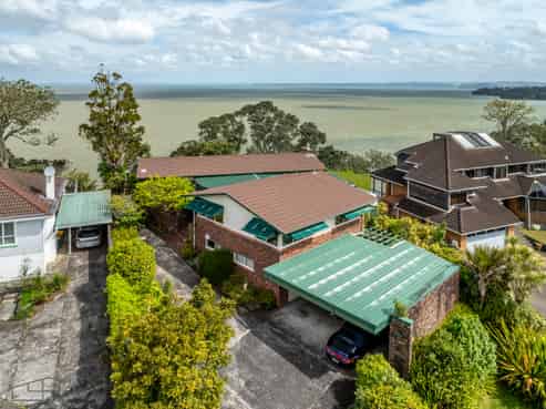 38 Cliff View Drive, Green Bay