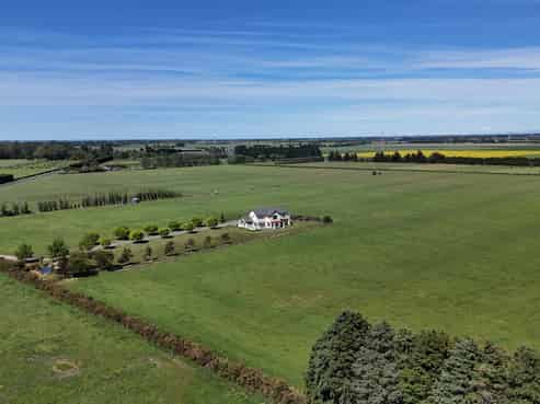 344 Longbeach Road, Willowby