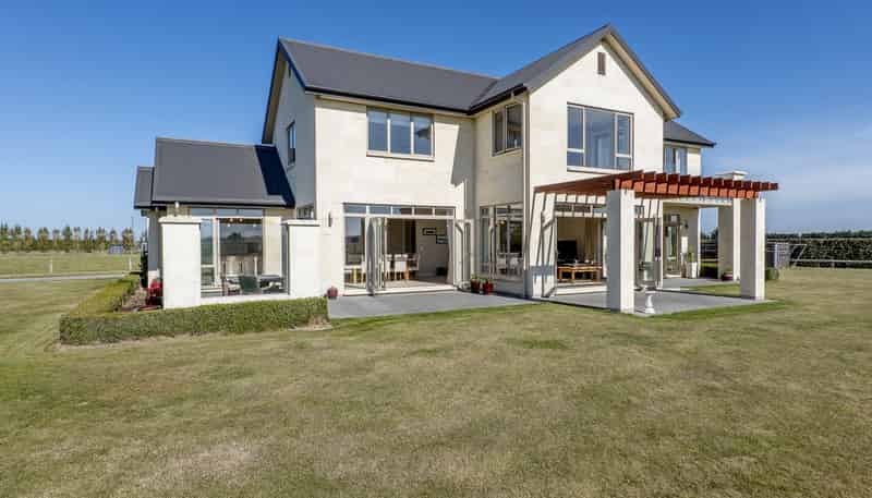 344 Longbeach Road, Willowby