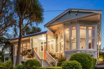 69 Nottingham Street, Karori