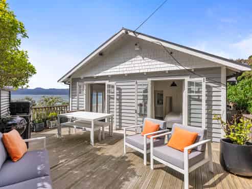 150 Barnard Street, Wadestown