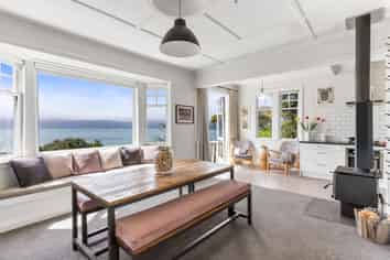 150 Barnard Street, Wadestown