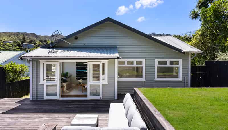 6 Colway Street, Ngaio