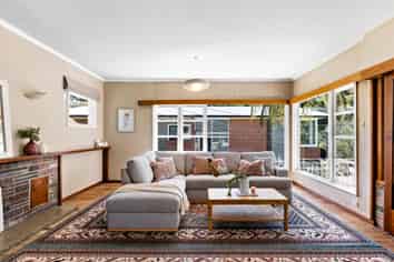 31 Woodmancote Road, Khandallah