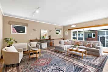 31 Woodmancote Road, Khandallah