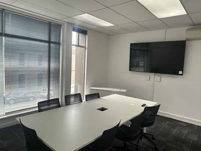 Quality First Floor Office Tenancy on Moray Place!