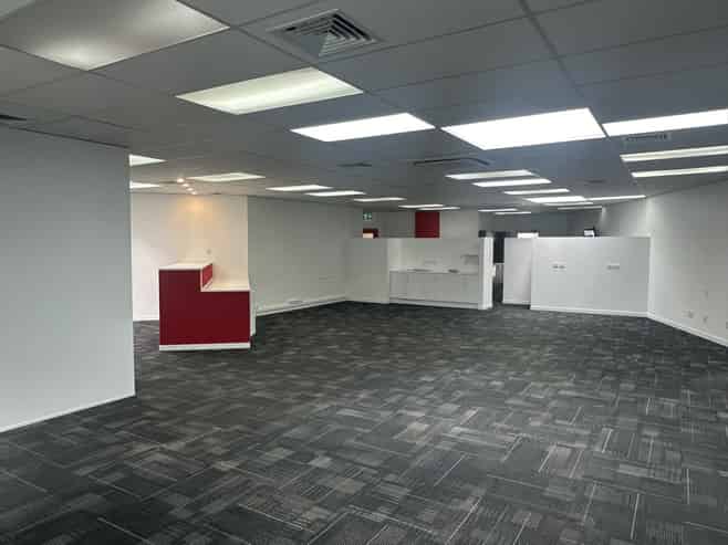 Quality First Floor Office Tenancy on Moray Place!