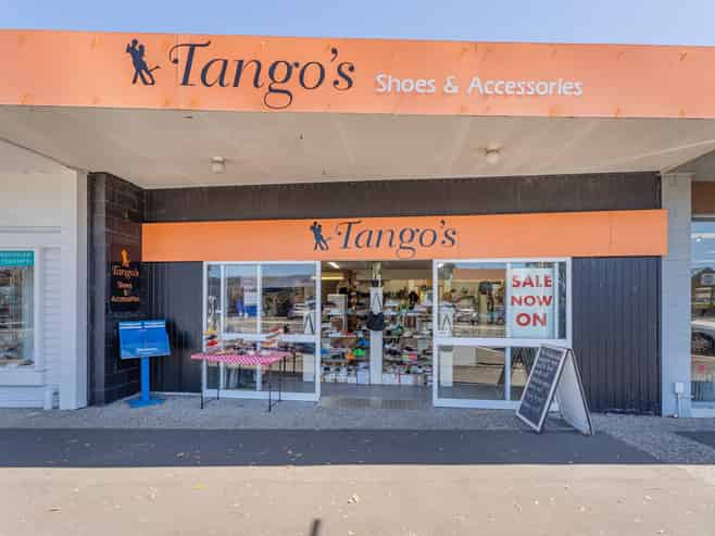 Owner downsizing their investment portfolio