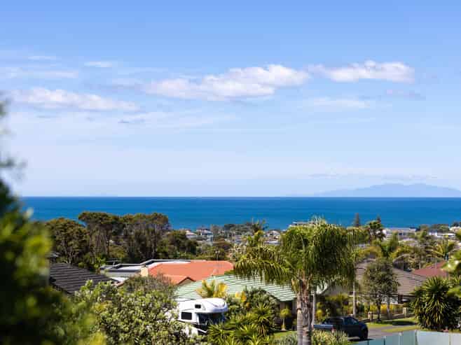 4 Manhattan Rise, Orewa