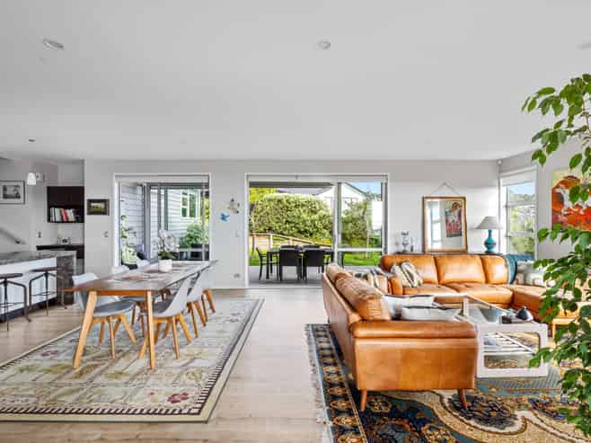 4 Manhattan Rise, Orewa