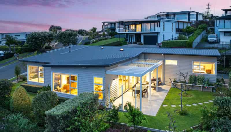 4 Manhattan Rise, Orewa