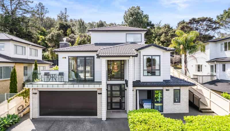 40 Silver Moon Road, Albany