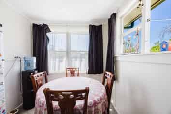 18 Mackie Street, Waipukurau